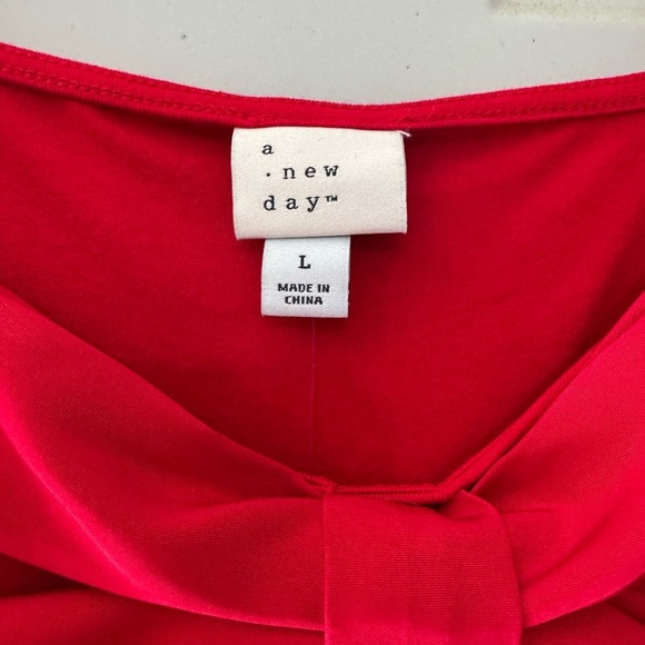 a new day Women’s Vibrant Red Bow Bodysuit Size Large - Picture 2 of 3